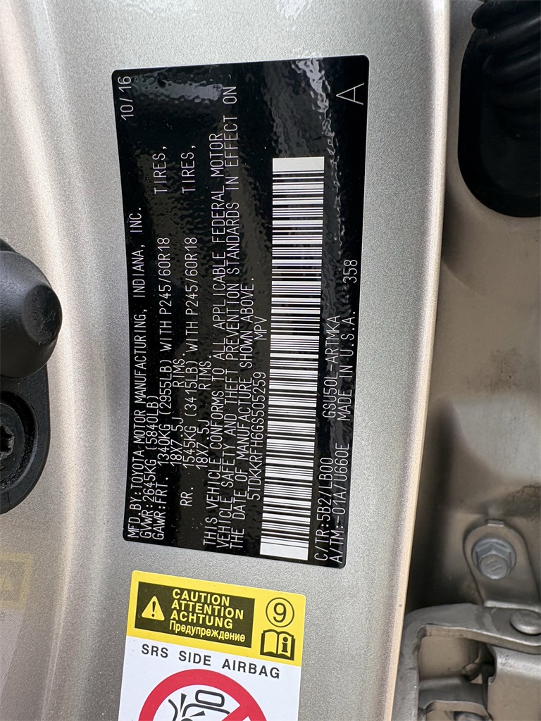 2016 Toyota Highlander XLE V6 Gold at Westside Lexus