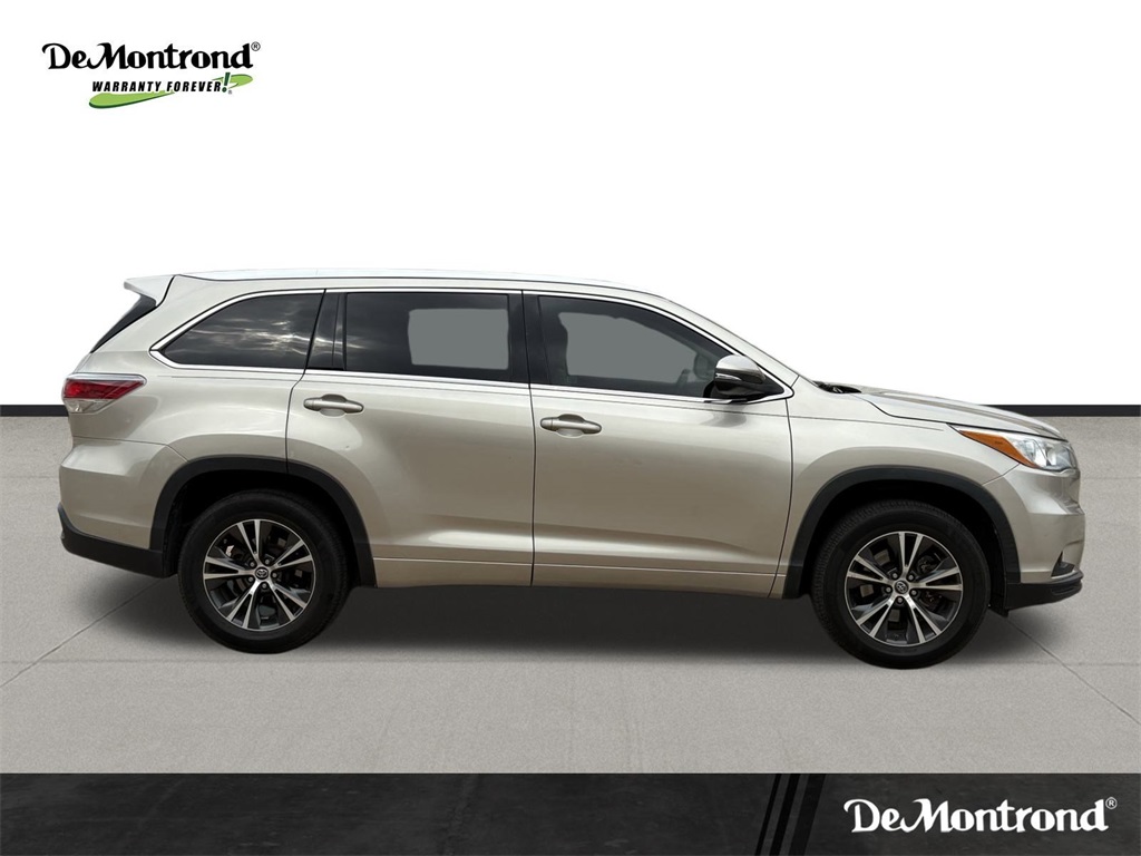 2016 Toyota Highlander XLE V6 Gold at Westside Lexus