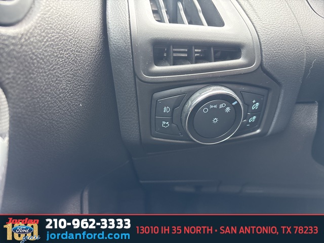 Used Car 2014 Ford Focus  Se For Sale Under $10,000 In San Antonio, Texas