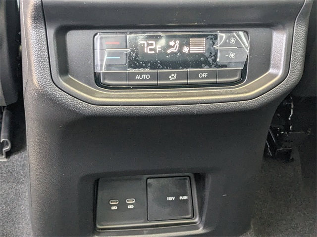 2025 Volkswagen Atlas 2.0T Peak Edition Green at Stokes Volkswagen