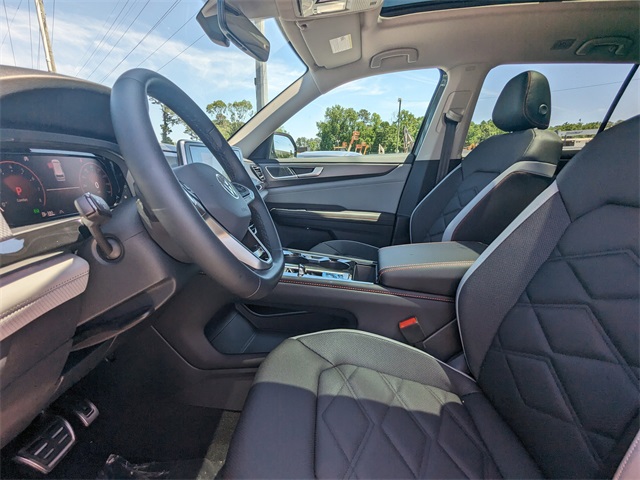 2025 Volkswagen Atlas 2.0T Peak Edition Green at Stokes Volkswagen