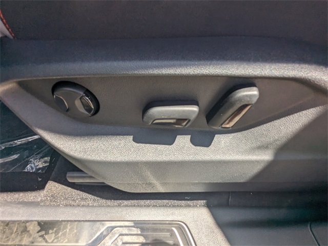 2025 Volkswagen Atlas 2.0T Peak Edition Green at Stokes Volkswagen