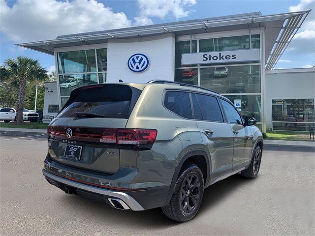 2025 Volkswagen Atlas 2.0T Peak Edition - 2