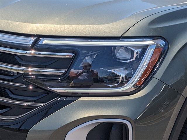 2025 Volkswagen Atlas 2.0T Peak Edition - 8