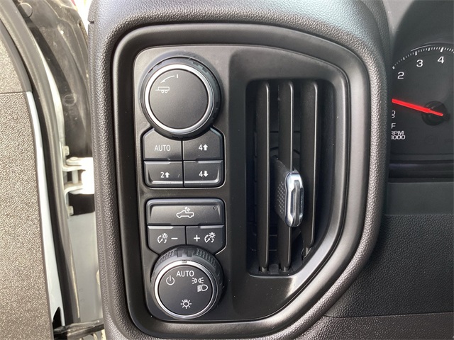 Used Car 2023 Chevrolet Silverado 1500  Custom Trail Boss For Sale Under $40,000 In San Antonio, Texas