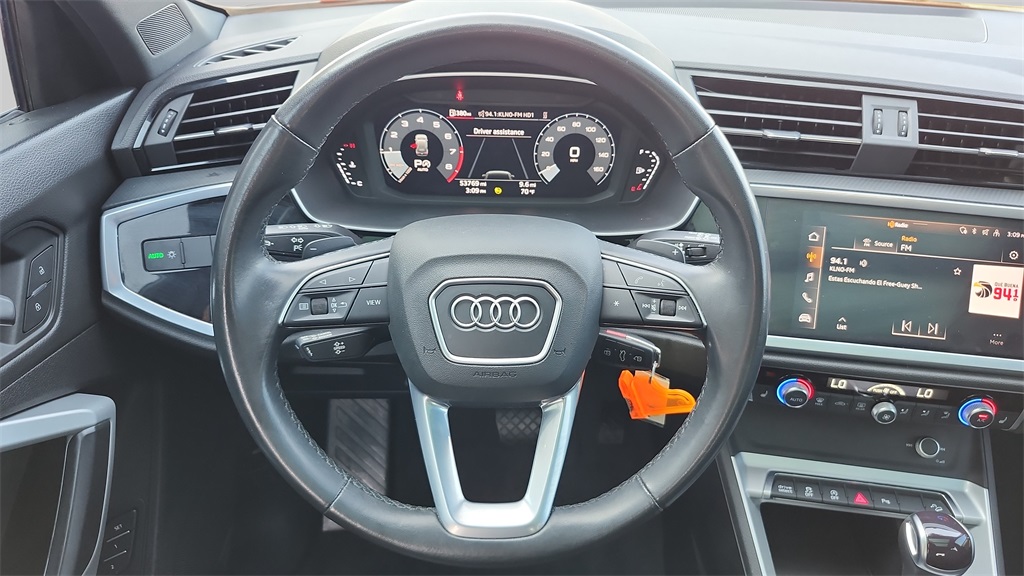 2022 Audi Q3