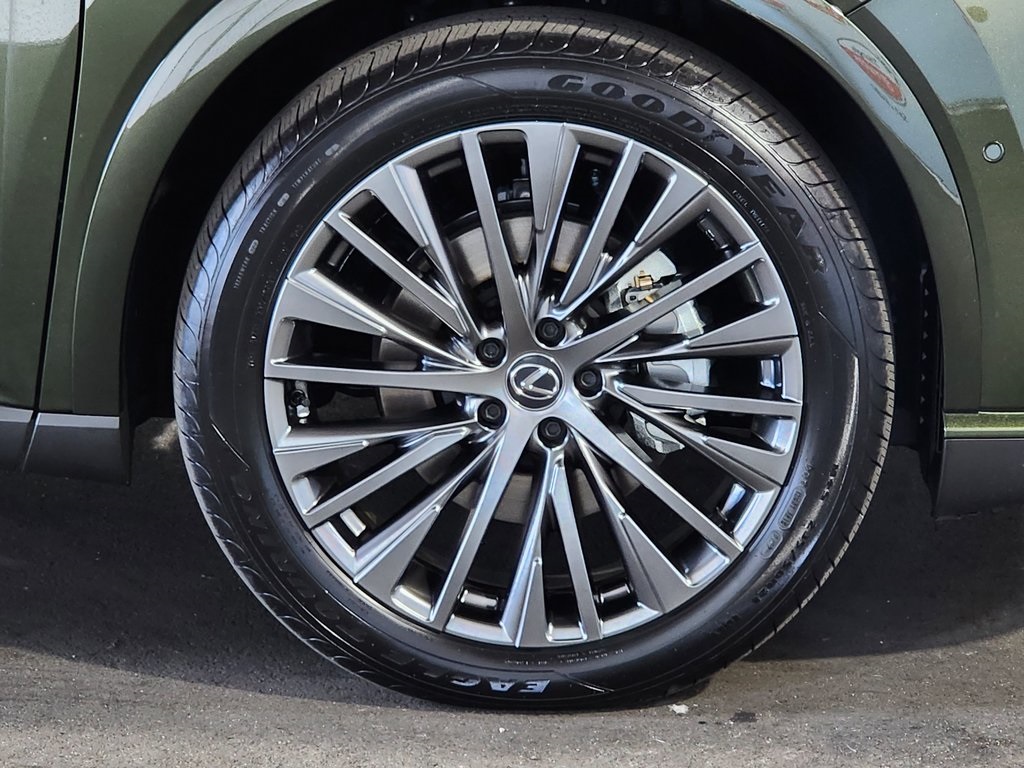 Thumbnail: 2025 Lexus RX - 4