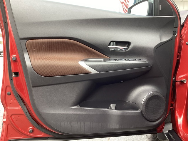 Used Car 2023 Nissan Kicks  Sr For Sale Under $20,000 In San Antonio, Texas