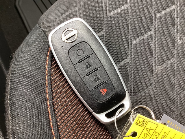 Used Car 2023 Nissan Kicks  Sr For Sale Under $20,000 In San Antonio, Texas