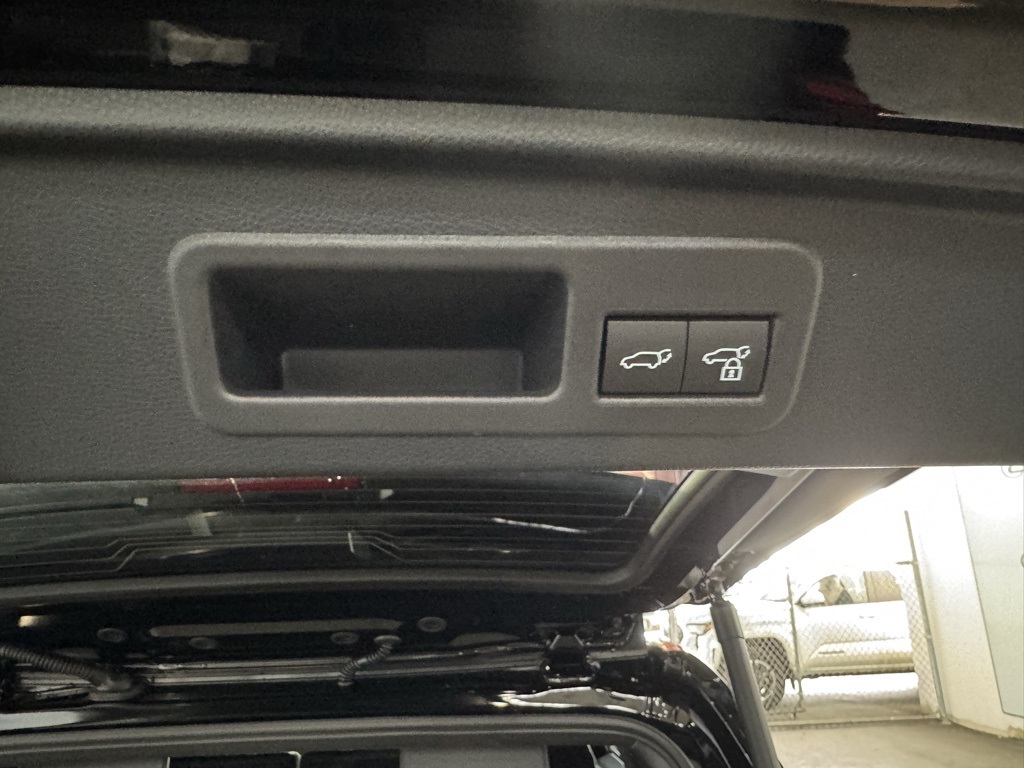 Thumbnail: 2025 Toyota 4Runner - 24