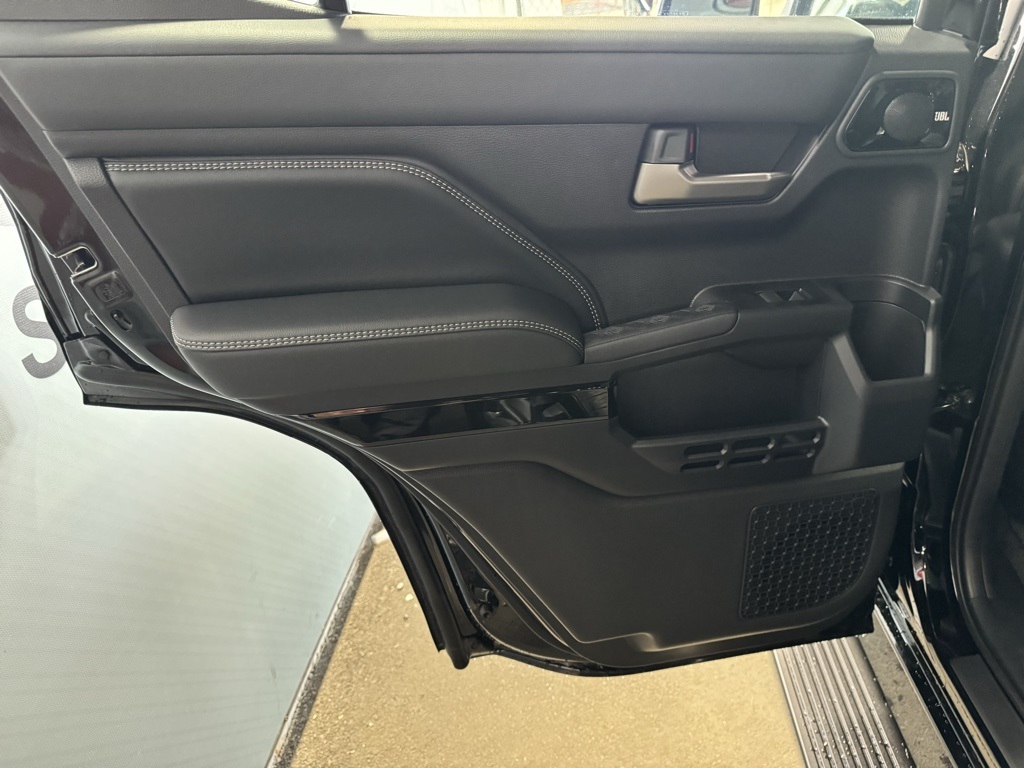 Thumbnail: 2025 Toyota 4Runner - 25