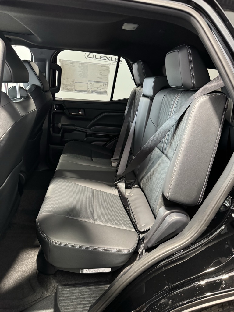 Thumbnail: 2025 Toyota 4Runner - 29