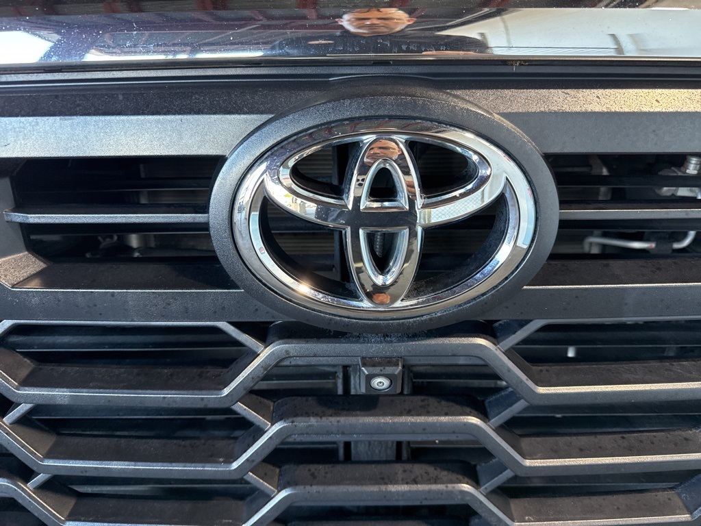 Thumbnail: 2022 Toyota Tundra - 13