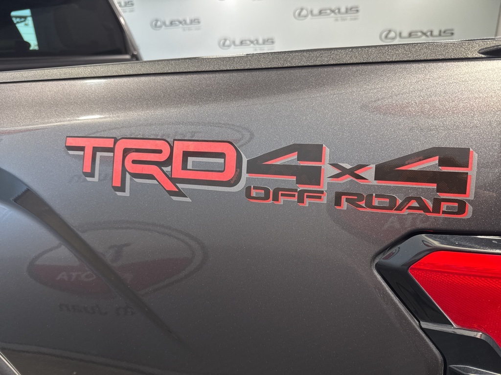 Thumbnail: 2022 Toyota Tundra - 17