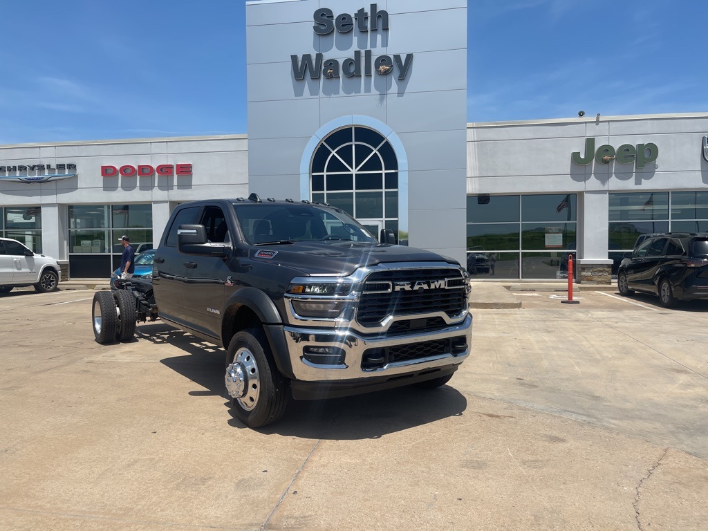 2025 Ram 5500HD BIG HORN 