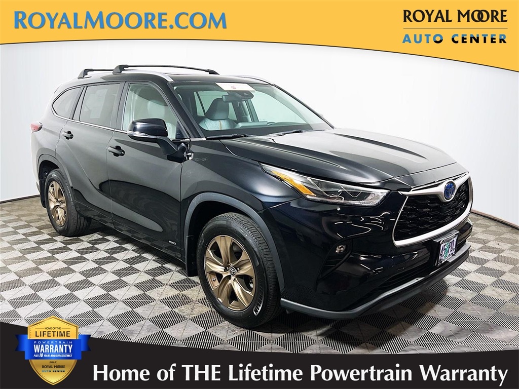 2023 Toyota Highlander Hybrid Bronze Edition AWD