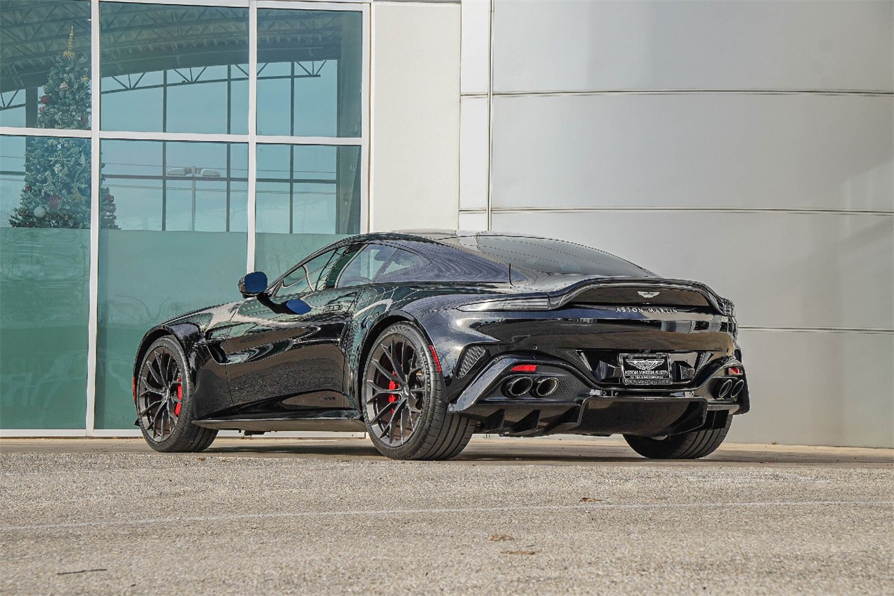 Used Car 2025 Aston Martin Vantage  Base For Sale Under $190,000 In Austin, Texas