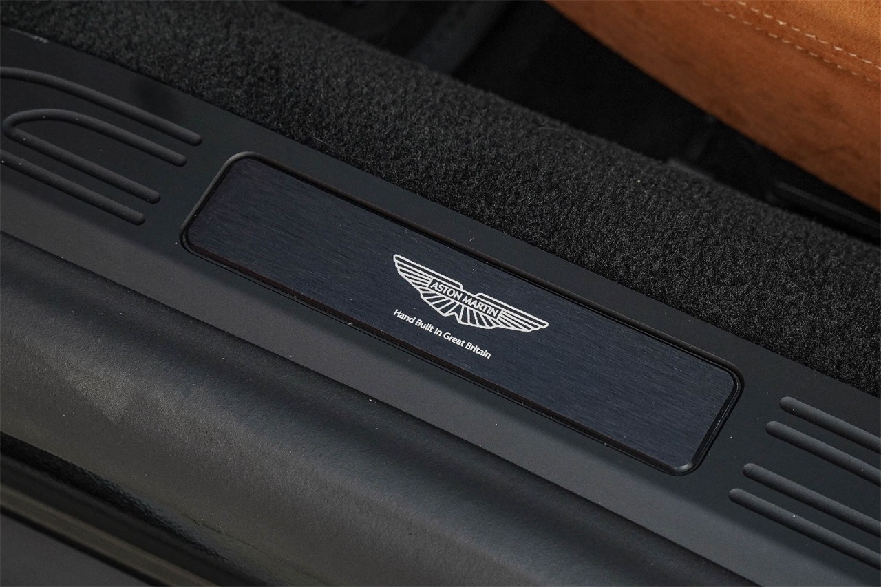 Used Car 2025 Aston Martin Vantage  Base For Sale Under $190,000 In Austin, Texas