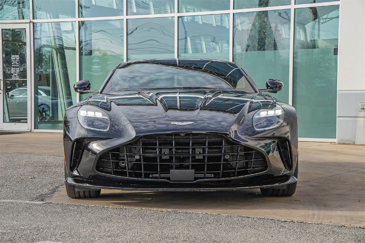 Used Car 2025 Aston Martin Vantage  Base For Sale Under $190,000 In Austin, Texas