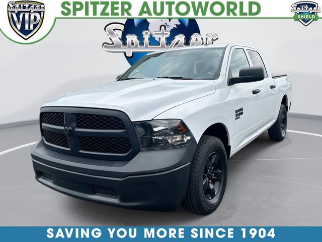 2021 RAM 1500 Blanco (Bright White Clearcoat) Camioneta Todo terreno 8 velocidades Automática