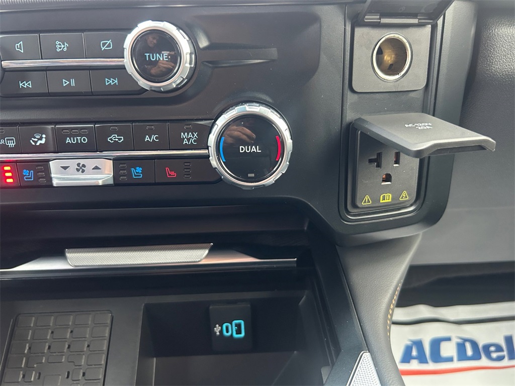 Used Car 2024 Ford F-350sd  Platinum For Sale Under $90,000 In Floresville, Texas