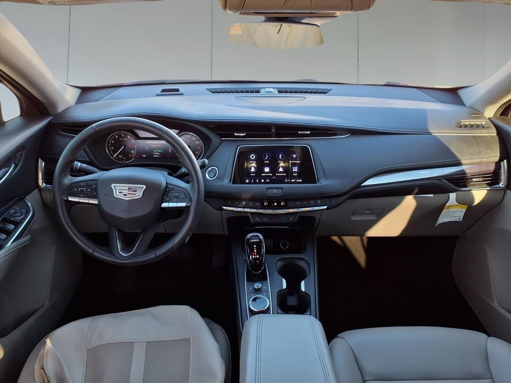 2022 Cadillac XT4 Luxury White at Mac Haik CDJR North Houston