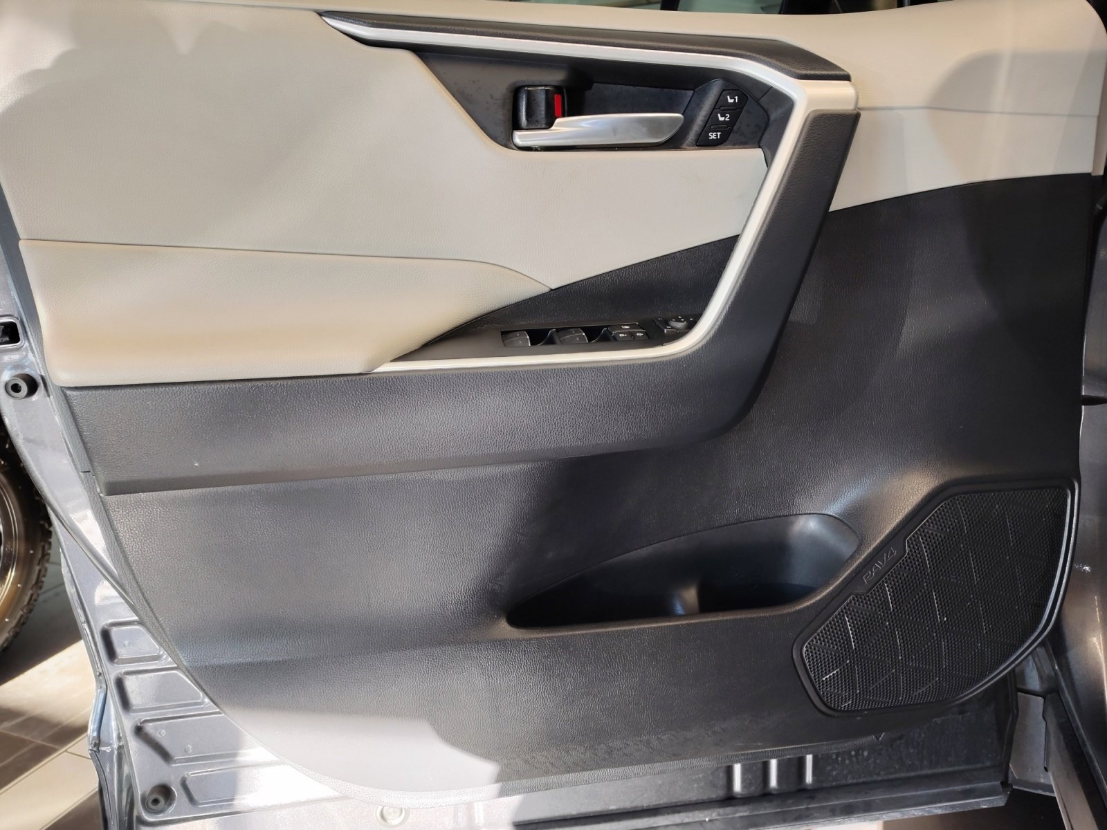 Used Car 2025 Toyota Rav4  Xle Premium For Sale Under $35,000 In San Antonio, Texas