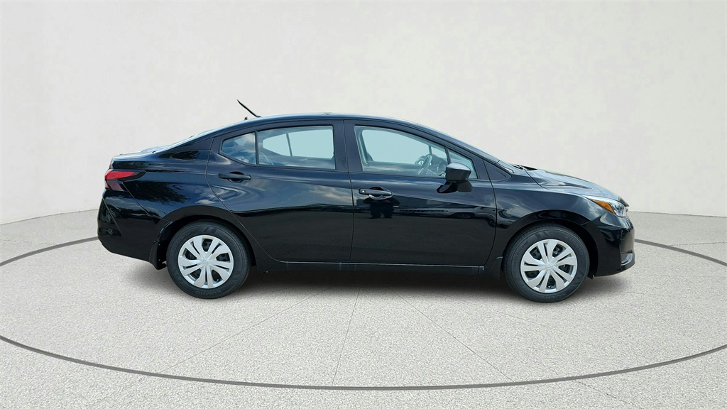 2025 Nissan Versa
