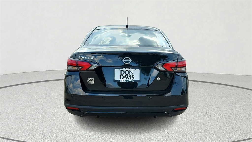 2025 Nissan Versa