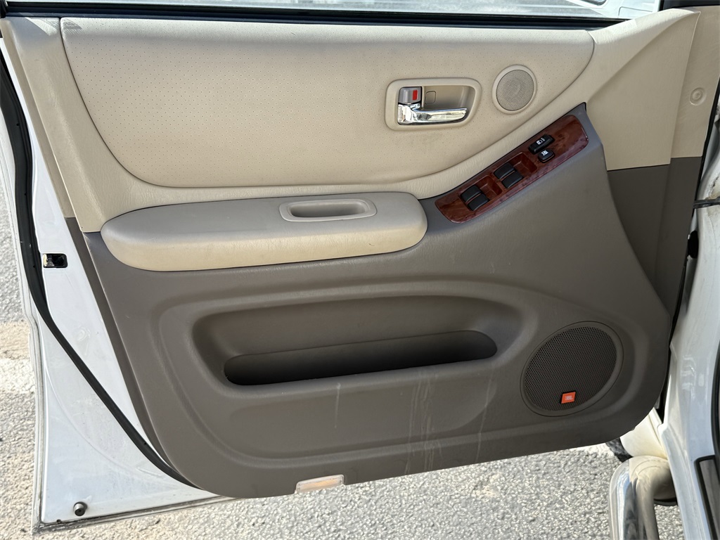 2006 Toyota Highlander Hybrid V6 White at Emmons Autoplex