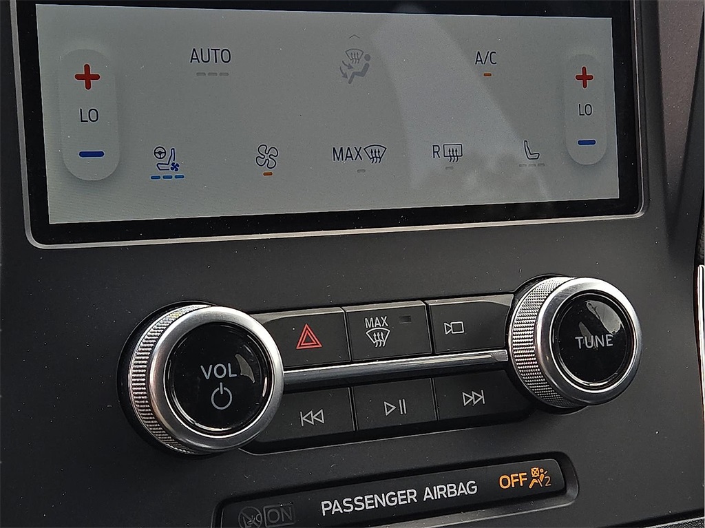 Used 2021 Ford Edge For Sale in Farmington, AR