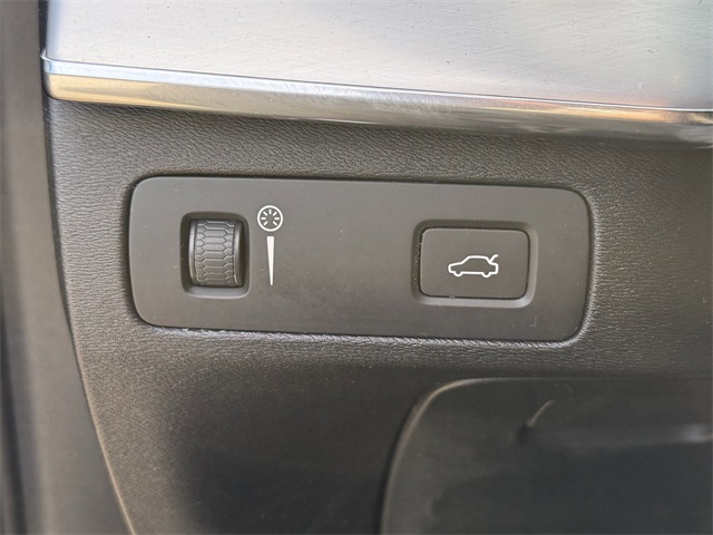 2017 Volvo XC90 T5 Momentum Gray at DeMontrond Auto Country