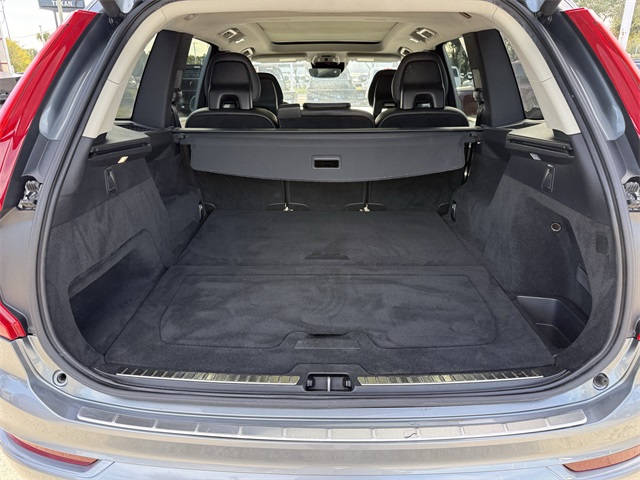 2017 Volvo XC90 T5 Momentum Gray at DeMontrond Auto Country