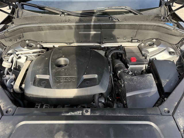 2017 Volvo XC90 T5 Momentum Gray at DeMontrond Auto Country