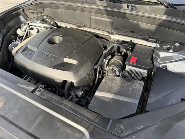 2017 Volvo XC90 T5 Momentum Gray at DeMontrond Auto Country