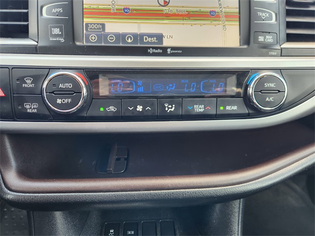 2014 Toyota Highlander Limited Silver at Emmons Autoplex