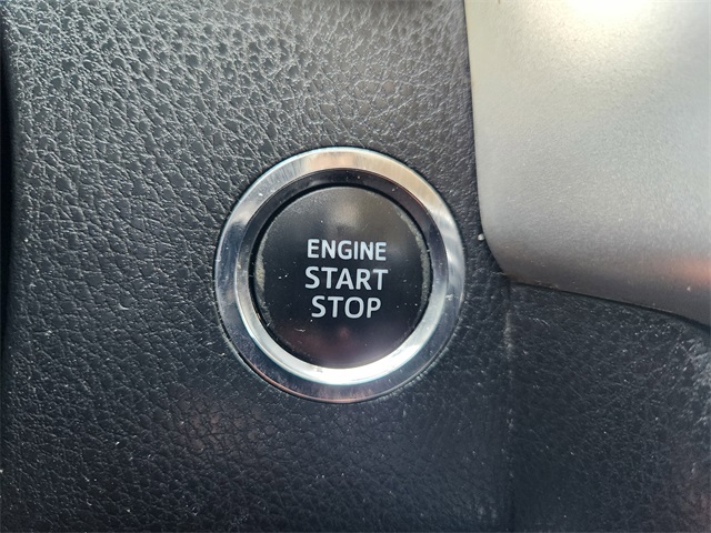 2014 Toyota Highlander Limited Silver at Emmons Autoplex