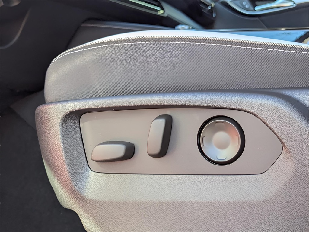 New Car 2025 Buick Envision  Sport Touring For Sale Under $50,000 In Austin, Texas