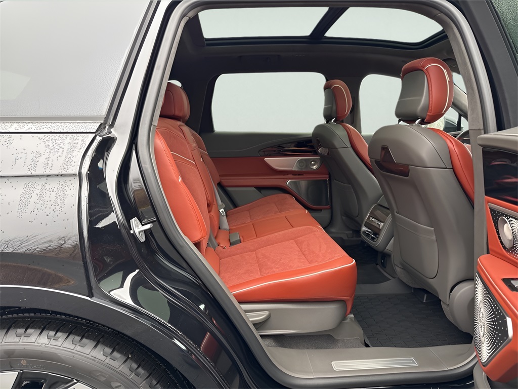 2024 Lincoln Nautilus