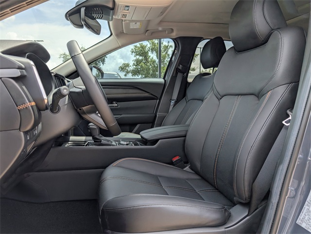 2025 Mazda CX-50 Hybrid Premium Plus - 11