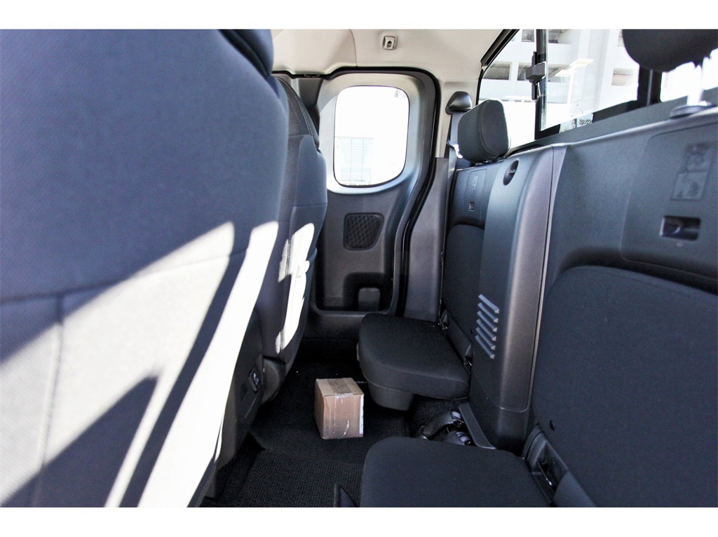 2024 Nissan Frontier SV White at Central Houston Nissan