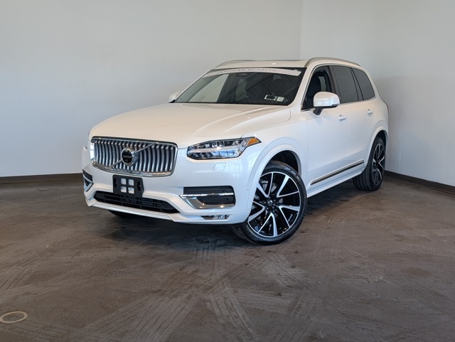 2023 Volvo XC90 B5 Plus Bright Theme AWD