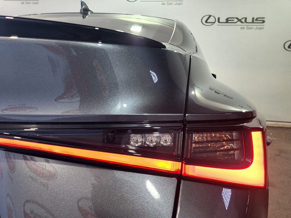 Thumbnail: 2025 Lexus IS - 10