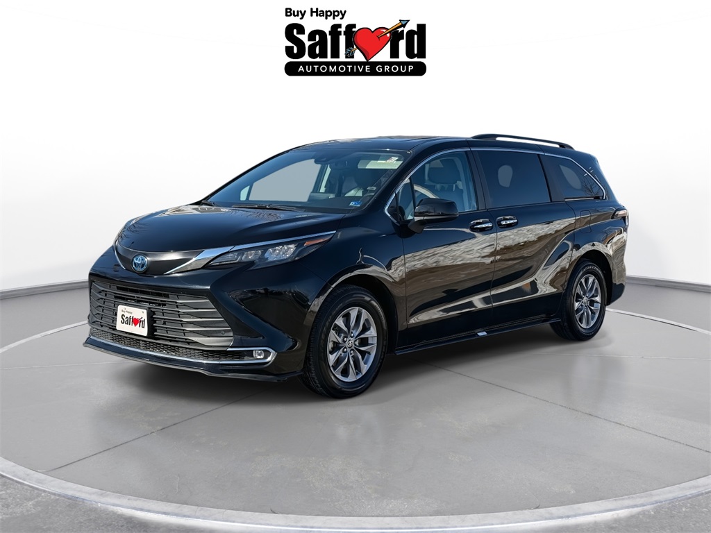 2024 Toyota Sienna XLE