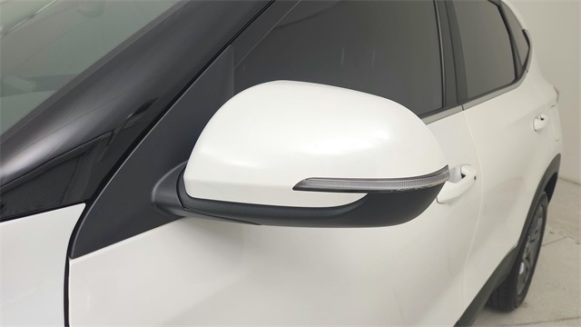 2023 Kia Seltos S White at Mac Haik CDJR North Houston