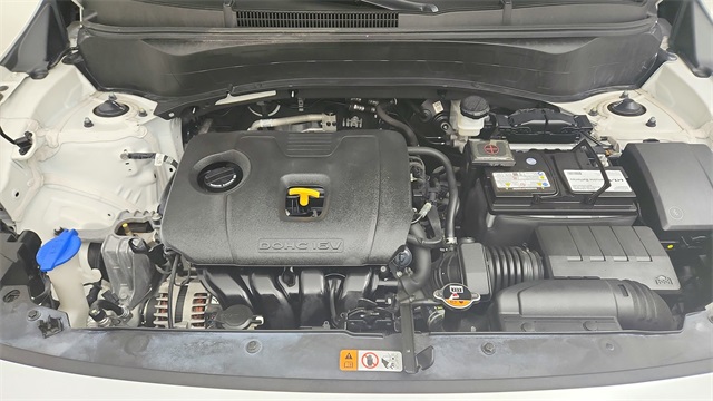 2023 Kia Seltos S White at Mac Haik CDJR North Houston