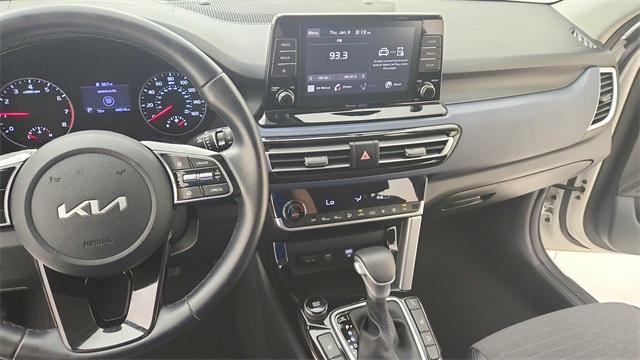 2023 Kia Seltos S White at Mac Haik CDJR North Houston