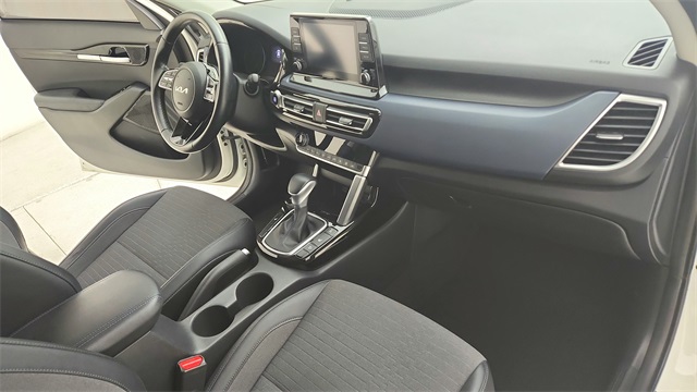 2023 Kia Seltos S White at Mac Haik CDJR North Houston