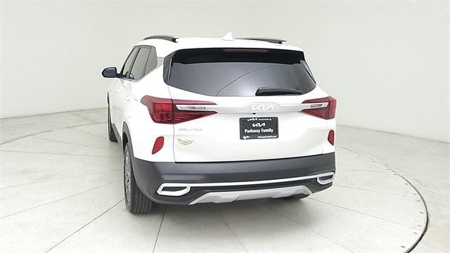 2023 Kia Seltos S White at Mac Haik CDJR North Houston