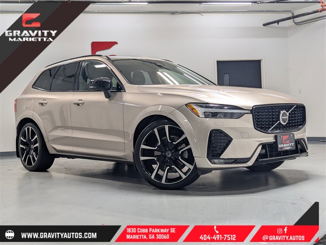 2023 Volvo XC60 B5 Ultimate Dark Theme FWD